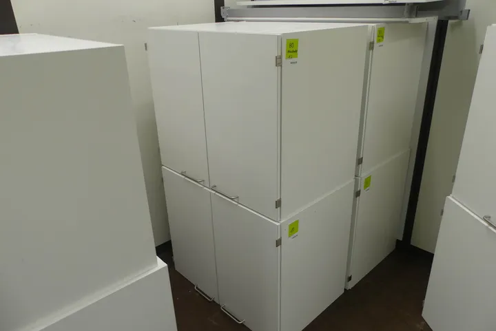 2x Hängeschrank Maße in cm ca.: 90 x 60 x 74